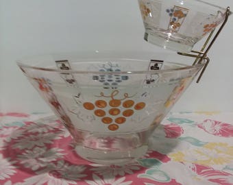 Vintage Hazel Atlas Chip 'n Dip with Grapes