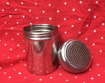 Hair powder shaker, 18th Century hair powder