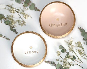 Personalized Ring Dish / Personalized Name and Heart Jewelry Dish / Personalized Jewelry Dish / Gifts for Her /Bridesmaids Gift