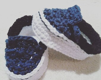 Model vans Crochet hooks, Baby crochet vans