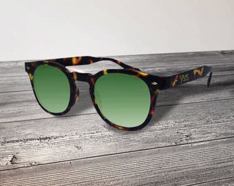 Customizable Tortoise Sunglasses/Sunglasses-Text engraving-lens various colors Made in Italy-Customize with YUS