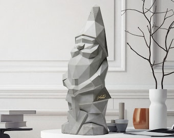 Low poly concrete geometric minimalist garden gnome NINO Grey