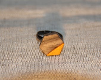 Woman ring wood and leather