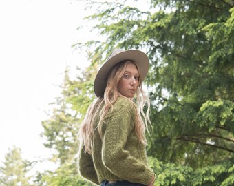 80s FORENZA Mohair Sweater, Vintage Cropped Wool Sweater, Pea Green Chunky Sweater, Mohair Cardigan Sweater, Cropped Cable Knit Sweater