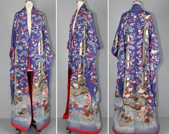 antique kimono / meiji / silk robe / uchikake furisode / ANCIENT MYTHOLOGY kimono