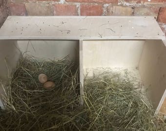 Chicken double nesting box