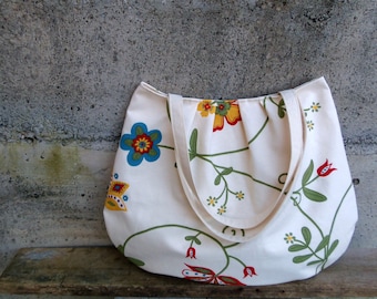 Cream tote - big shoulder bag made of upholstery fabric remnants and organic lining - floral bag with rustic style