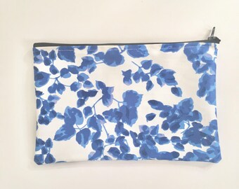 Floral Makeup Bag, Blue Floral Pouch, Blue Makeup Bag, Floral Cosmetics Bag, Floral Pouch, Zipper Pouch, Blue Pouch, Gifts for Her