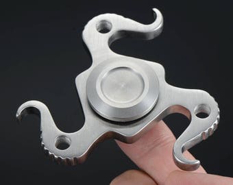 Creative Stainless Steel Corkscrew Hand Spinner Triangle Bottle Opener HAND Spinners Decompression Spinning Anti-stress Puzzle Toys
