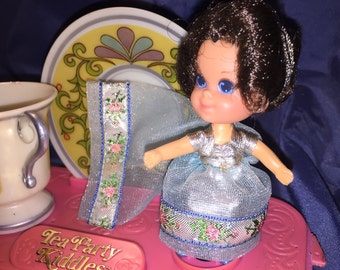 Lady Silver liddle Kiddles Tea Party tea set kiddle complete