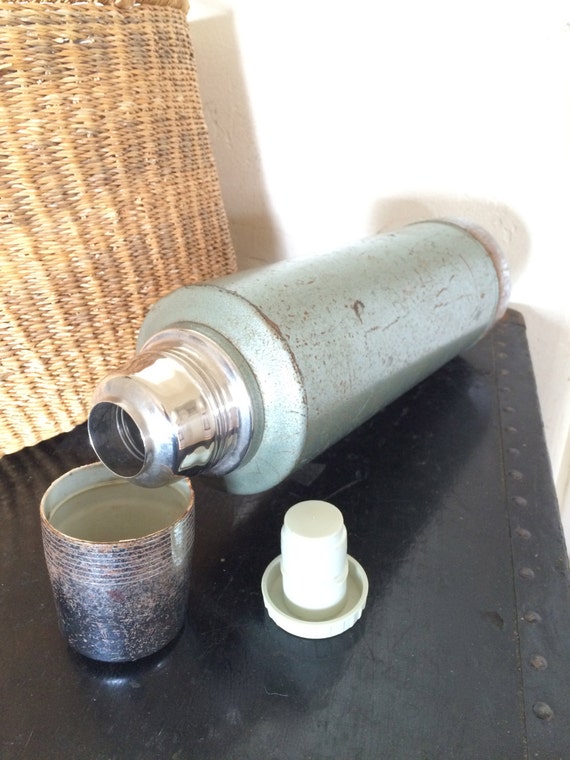 Rustic XL Stanley Thermos 2 Qt Retro THERMOS Stanley Green Rustic XL Stanley Thermos 2 Qt Retro THERMOS Stanley Green