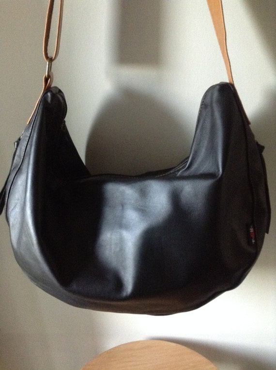 Slouch hobo soft leather shoulder bag. Cross body with wide