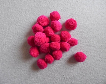 Fuchsia Pink Pom Poms, 20mm Pom Pom Balls, Yarn Pom Poms, Party Pom Poms