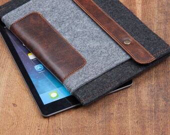 Felt iPad Mini Case with Felt Pocket and button closure. Leather Cover for iPad Mini 1 2 3 4. iPad Mini Sleeve Bag with felt & leather