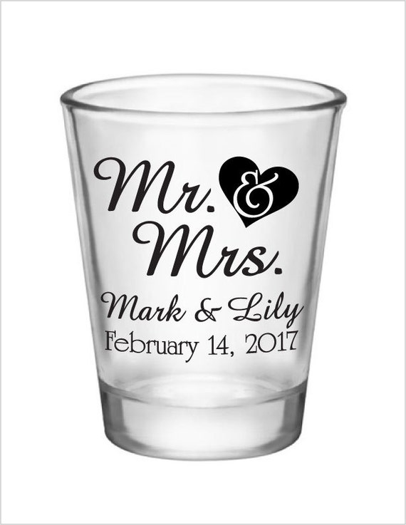 Wedding Favors Shot Glasses Mr. & Mrs. Heart New 2018 Design