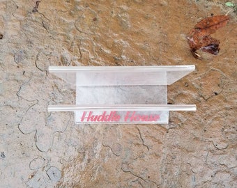 Huddle House - A Holder of Things