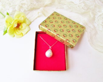 White Pearl Necklace Vintage NIB Silvertone Metal Large Faux Pearl Necklace Ornate Filigree Cap Never Worn Elegant Birthday Gift