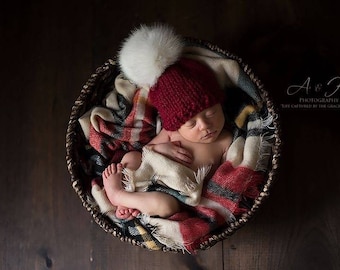 Knit Baby Hat/Baby Beanie/Christmas Baby Hat/Red Knit Baby Beanie/Baby White Pompom Hat/Newborn Holiday Hat/Chunky Knit Baby Hat