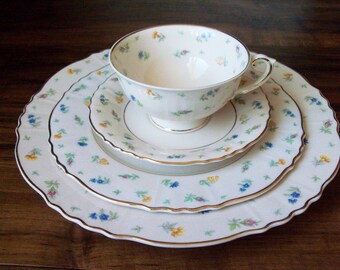Vintage Syracuse China dining set of 4. Made in USA (#EV389)