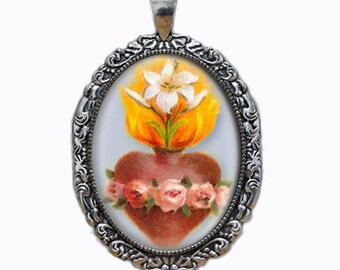 Vintage Religious Catholic Medal Silver Tone Pendant Virgin Mary Immaculate Heart