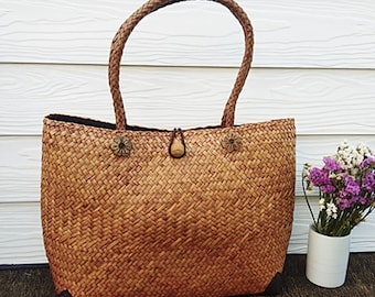 Handmade Shopping Style Handbag. Natural materials