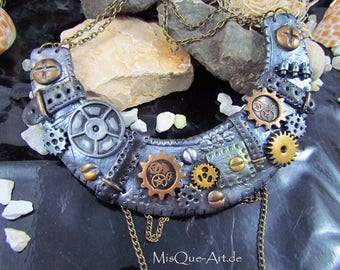 Steampunk necklace "Time Lady"