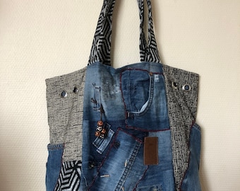 THE Parisian city tote bag