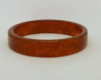 Brown marbled plastic bangle . Vintage plastic bangle or bracelet in a semi translucent marbled brown