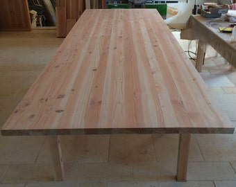 Great party table - 12 guests