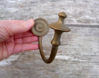 Vintage Antique 1900 brass hook