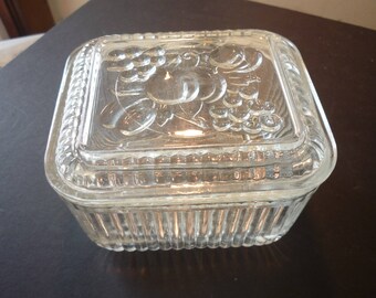 SALE Vintage Covered Refrigerator Dish - Mid Century Modern Fruit design on lid - ribbed sides 1950s - Decorated Pressed Glass Box with Lid