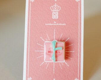 Mendl's box Pin / Brooch - The Grand Budapest Hotel / Mendls Pin / Grand Budapest Hotel Jewelry / Wes Anderson Pin