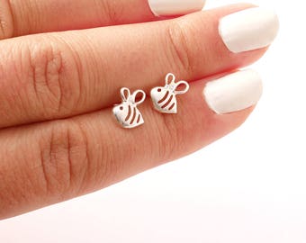 Sterling silver tiny bees stud - minimal stud earrings - everyday earrings - girl silver stud - bee earrings - cute earrings - girl stud