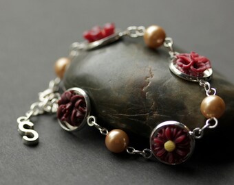Maroon Flower Bracelet. Dark Red Flower Bracelet. Personalized Bracelet. Burgundy Flower and Pearl Bracelet in Silver. Handmade Bracelet.