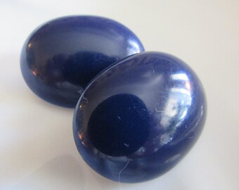 Vintage Lucite Trifari Clip-ons/Vintage Earrings/Vintage Costume Jewelry/Vintage Photo Shoot Jewelry/Vintage Clip-ons