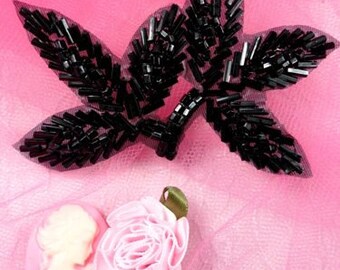 FS566 Black Beaded Leaf Applique 3.5" (FS566-bk)