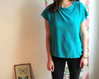 Fiona - Buttoned on the side vintage emerald green silk blouse