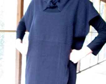 CUSTOM Dress in a wedge shape wraps in front and in back