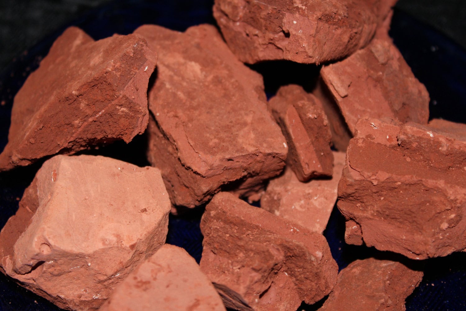 sedona-az-red-clay-dirt-chunks-cleaned-extracted-and-edible-clay-soil