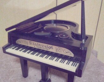 1970s Steinweigh 6 Transistor Novalty Piano Radio