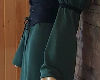 Medieval Renaissance dress /Green long sleeves costume/corset belt and wool cap Historical dress