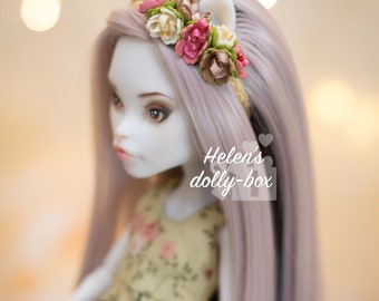 Flower headband for Monster and Ever After dolls.