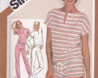 Simplicity 9890 Vintage Pattern Womens Pull On Top and Pull On Shorts or Pants Size 10,12,14 UNCUT