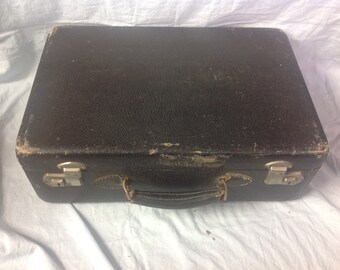 Vintage Suitecase, Small Suitecase, Train Case,