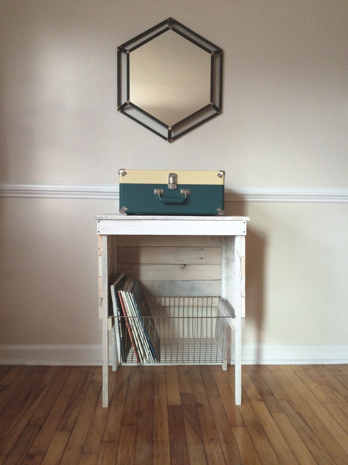 White Washed Reclaimed Record Player Storage Stand - ðzoom white washed reclaimed record player storage stand - ðzoom