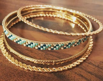 Woven beaded bracelet