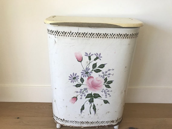 Vintage Floral Cream Metal Laundry Hamper By DETECTO Vintage Floral Cream Metal Laundry Hamper By DETECTO