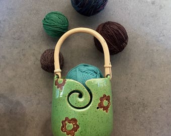 Handle yarn bowl, project bag, ceramic yarn bowl, pottery yarn bowl, stoneware knitting bowl, green mod rustic floral design
