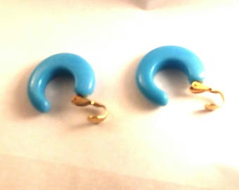 Retro Blue Clip On Earrings
