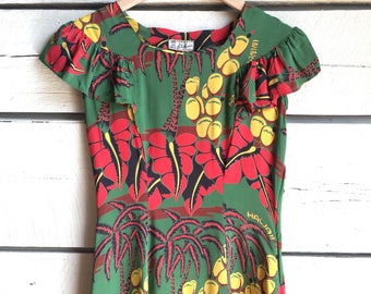Vintage 1940s Hawaiian dress • novelty print dress • 40s rayon dress